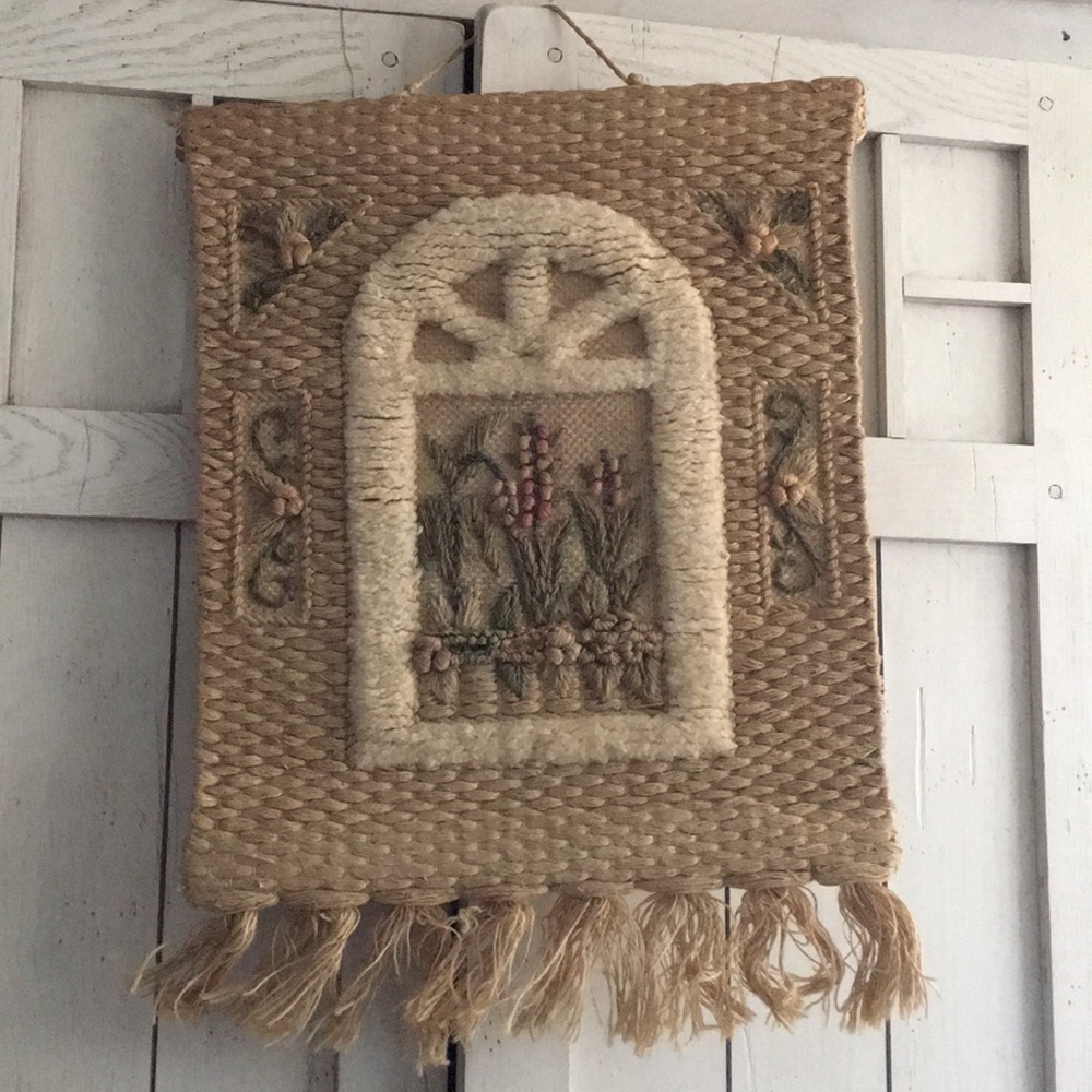 Woven Natural Wall Hanging- Lots of Texture!